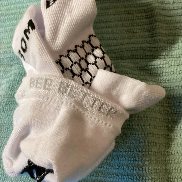 3 NEW pair BOMBAS socks. - Picture 3 of 10